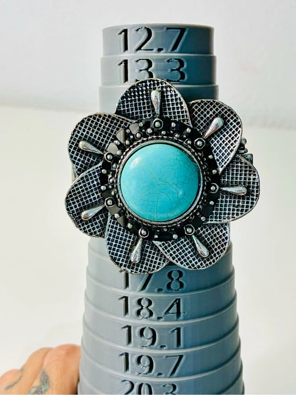 Faux Turquoise Center Floral Silver Bracelet - Women Jewelry Oversized Casual